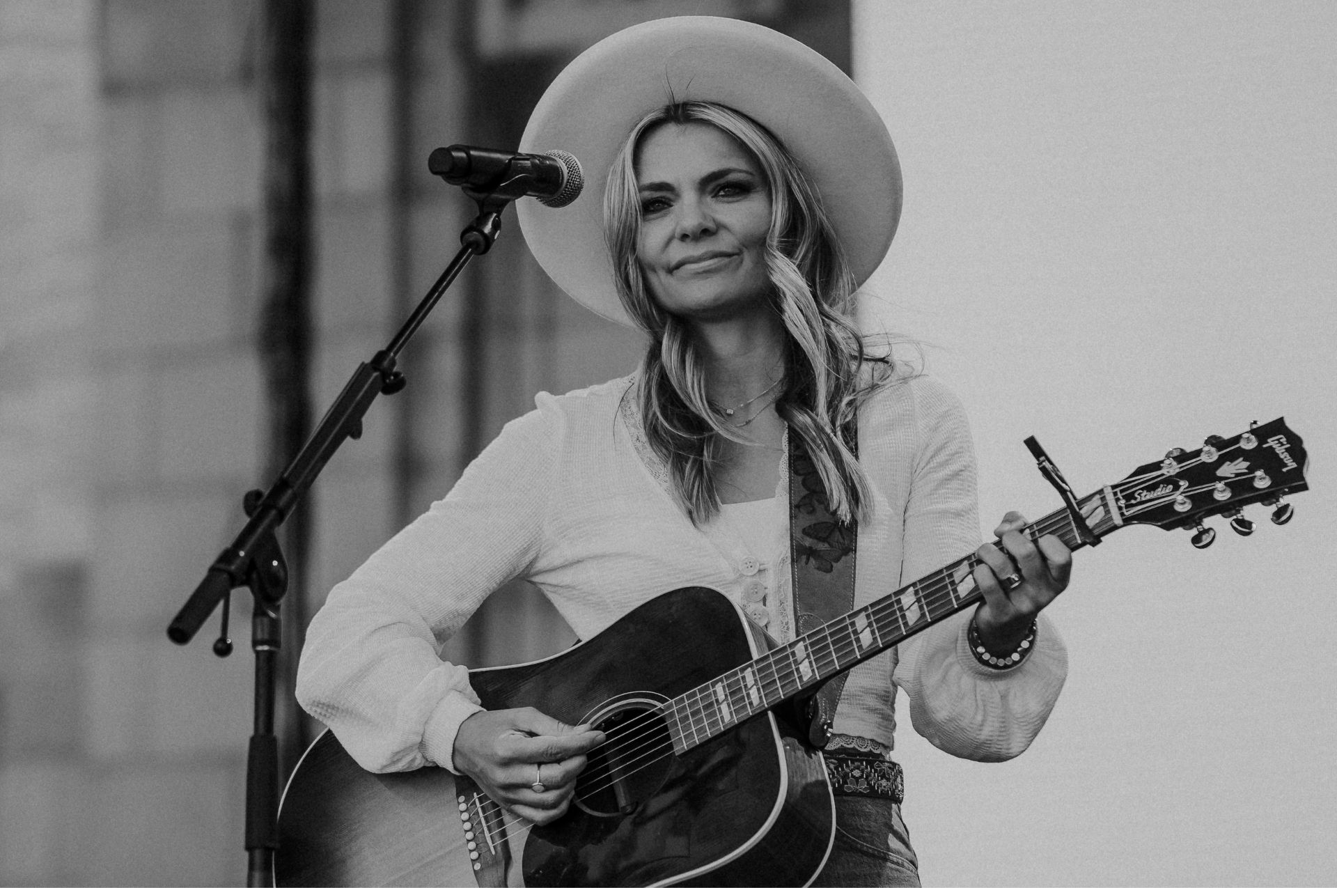 Jordan Whitmore - Live Music at the Two Mules Cantina